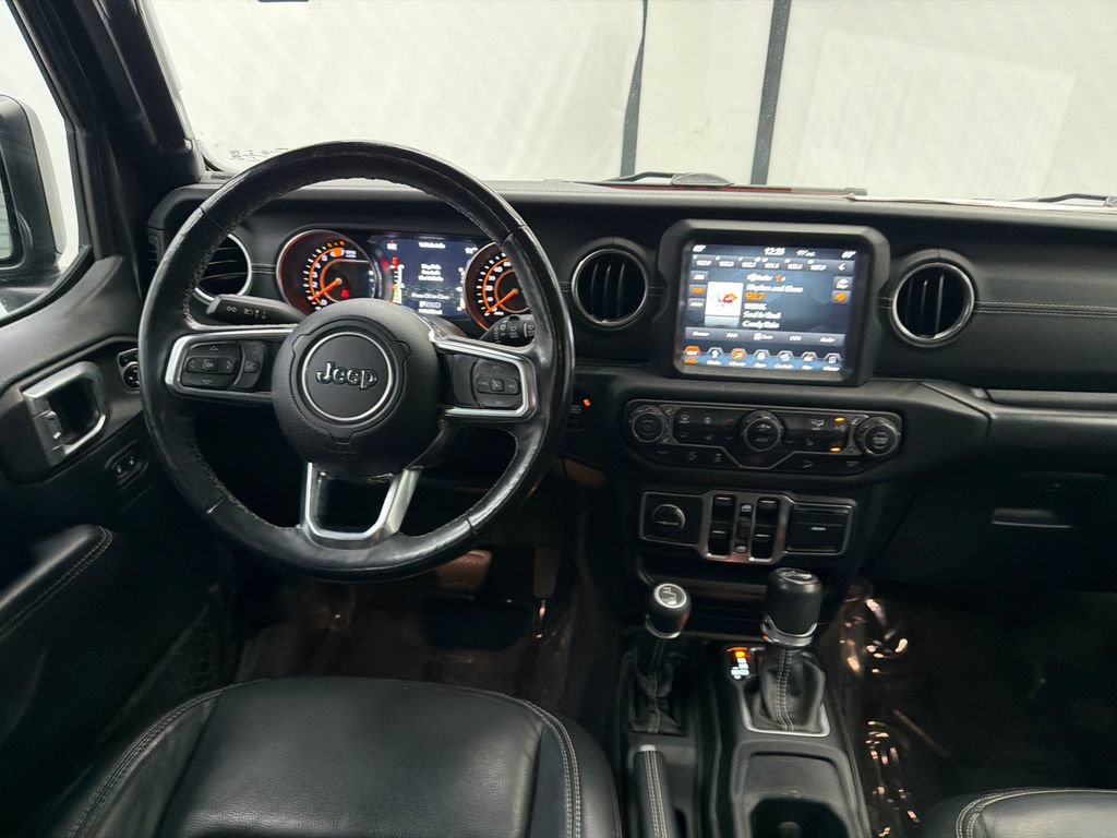 Used 2018 Jeep Wrangler Unlimited Sahara AWD/4WD image 22