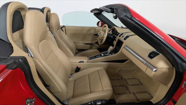 Used 2015 Porsche Boxster RWD image 18