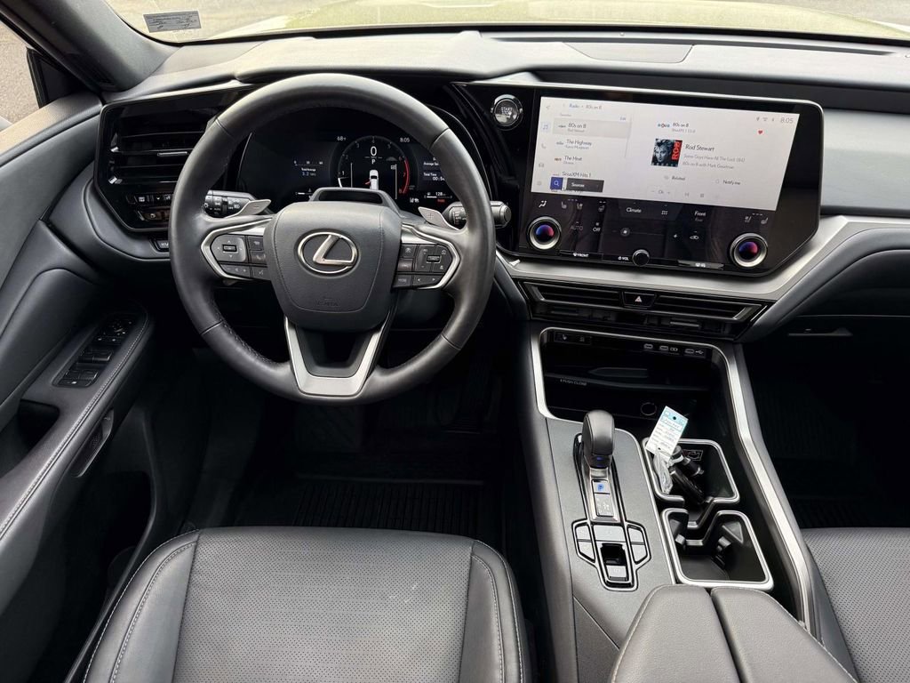 Used 2025 Lexus TX 350 AWD w/ Technology Package image 8