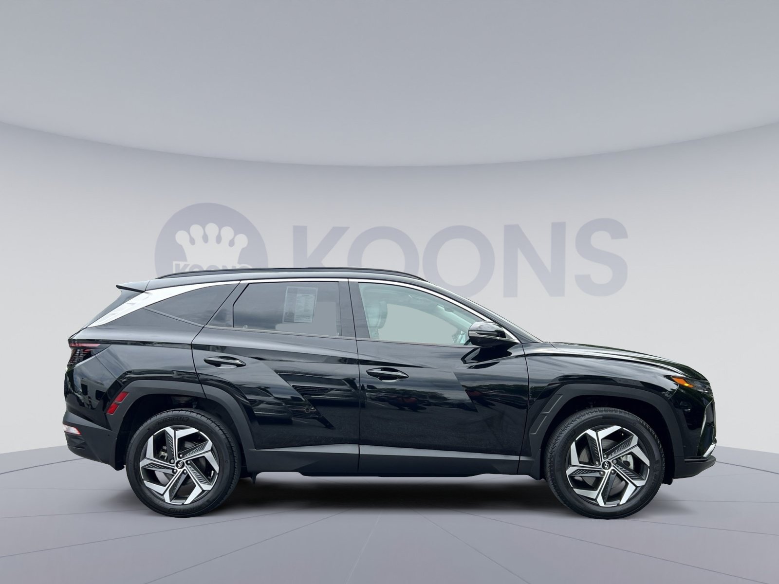 Used 2022 Hyundai Tucson Limited w/ Cargo Package AWD/4WD image 12