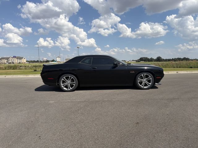 Used 2022 Dodge Challenger R/T RWD image 6