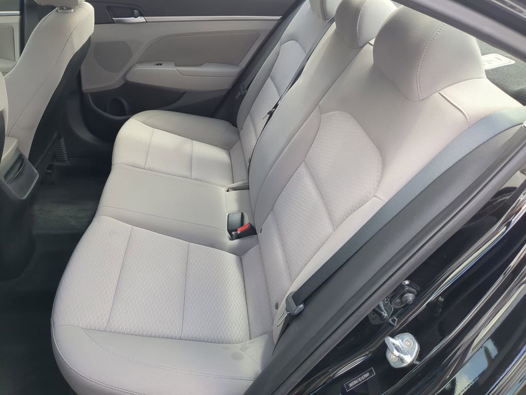 Used 2020 Hyundai Elantra Value Edition FWD image 15