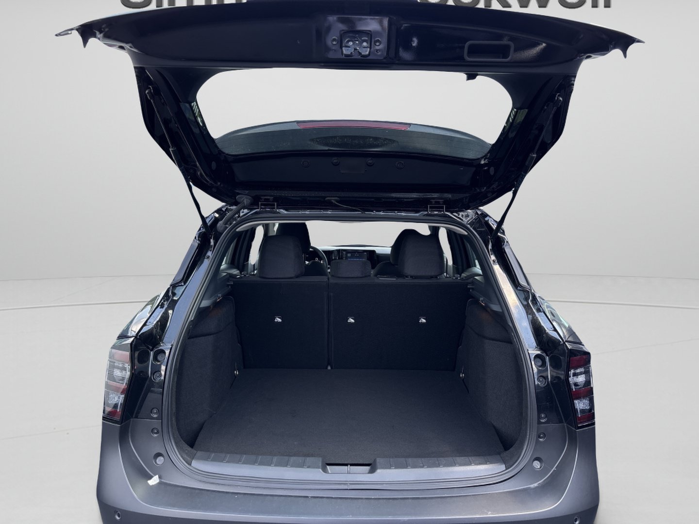 Used 2025 Nissan Kicks S AWD/4WD image 8