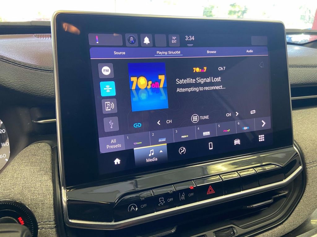 Used 2024 Jeep Compass Sport image 25