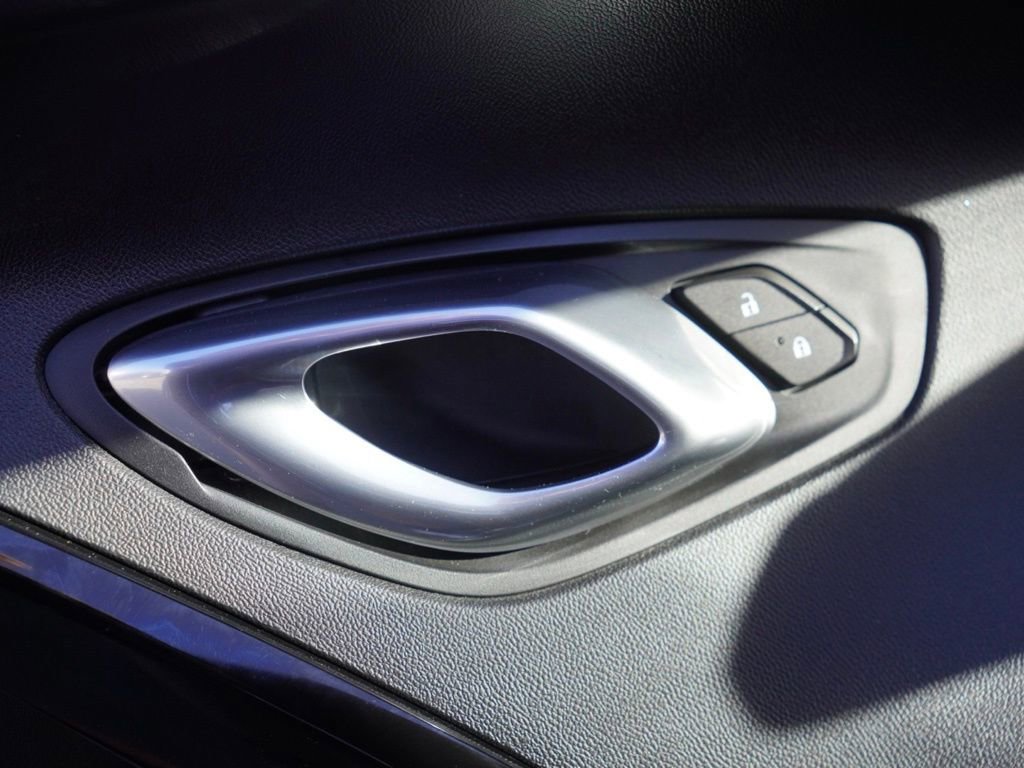 Used 2021 Chevrolet Camaro LT w/ Redline Edition image 10