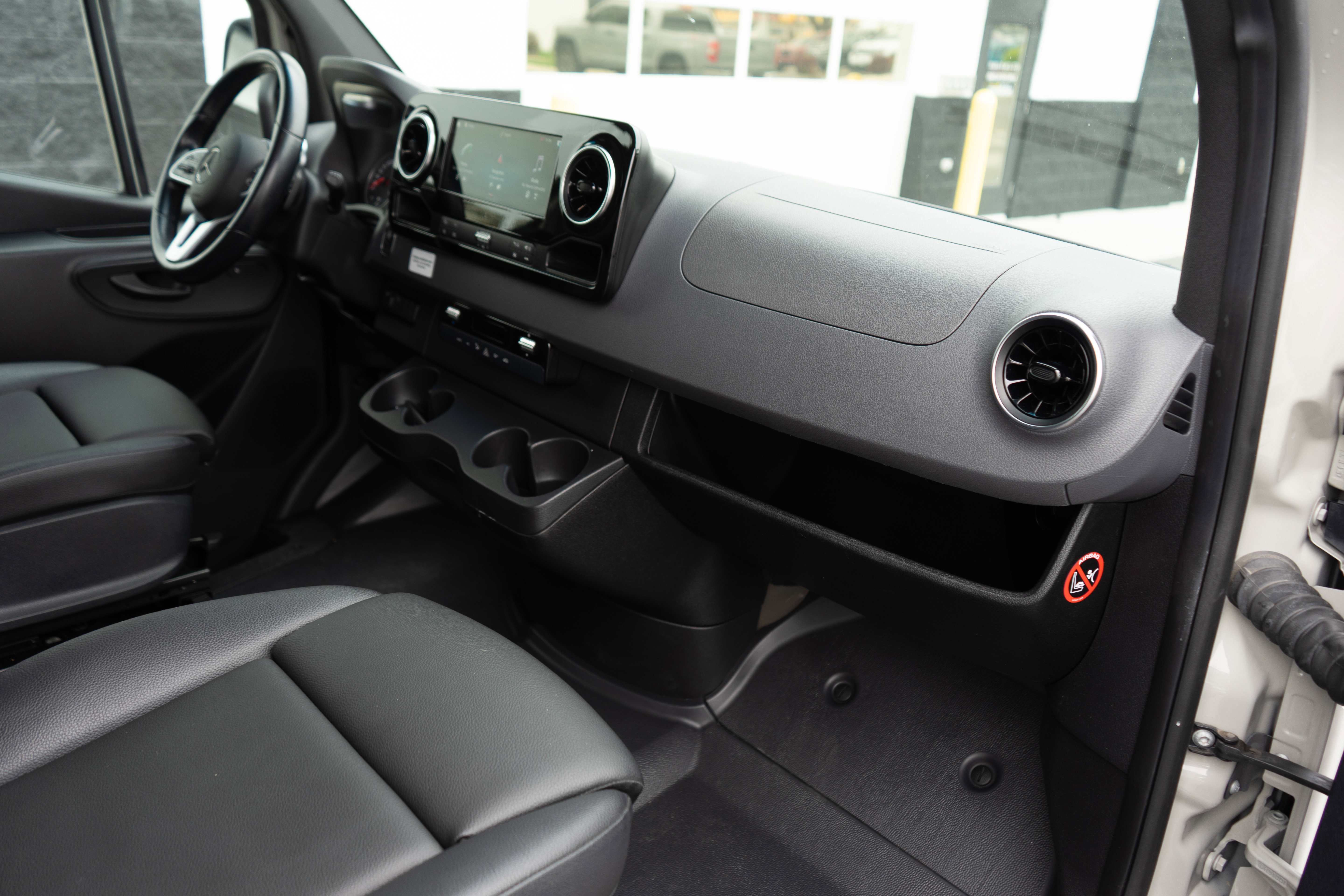 Used 2020 Mercedes-Benz Sprinter 3500 image 47