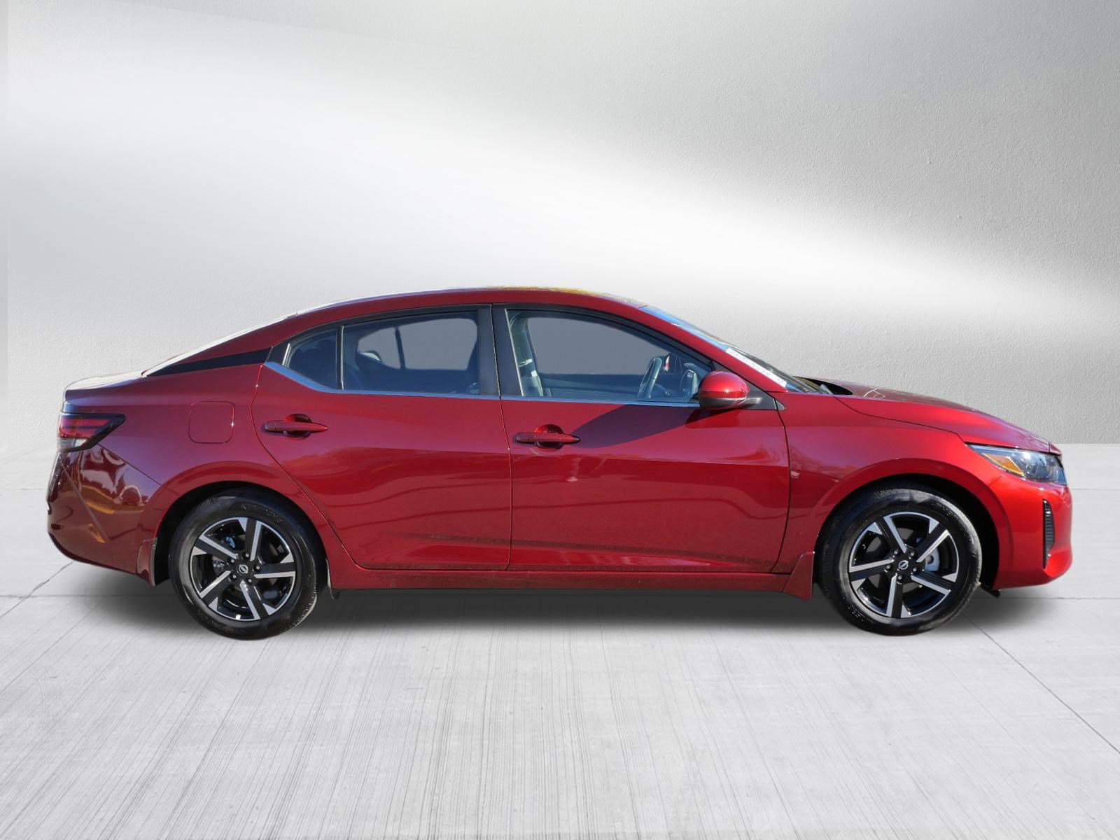 Used 2025 Nissan Sentra SV w/ All-Weather Package image 8