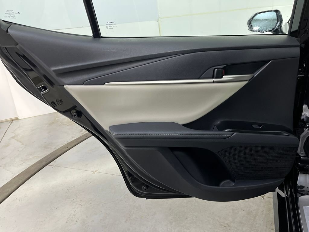 Used 2026 Toyota Camry XLE w/ Premium Plus Package image 28