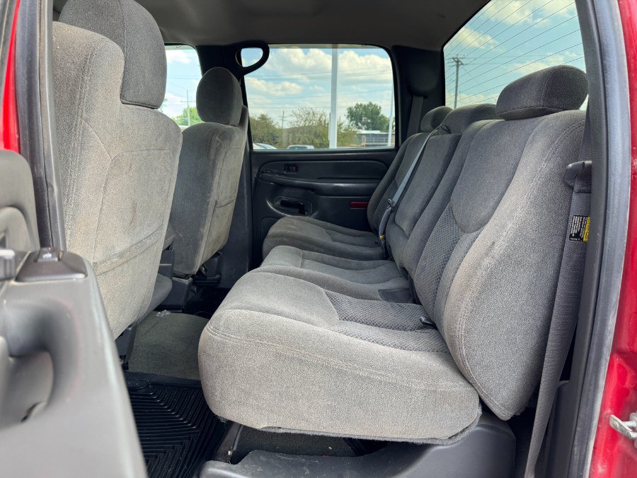 Used 2006 Chevrolet Silverado 2500 LT AWD/4WD image 16