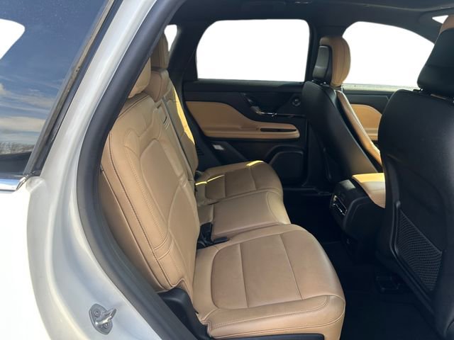 Used 2020 Lincoln Corsair Reserve image 10