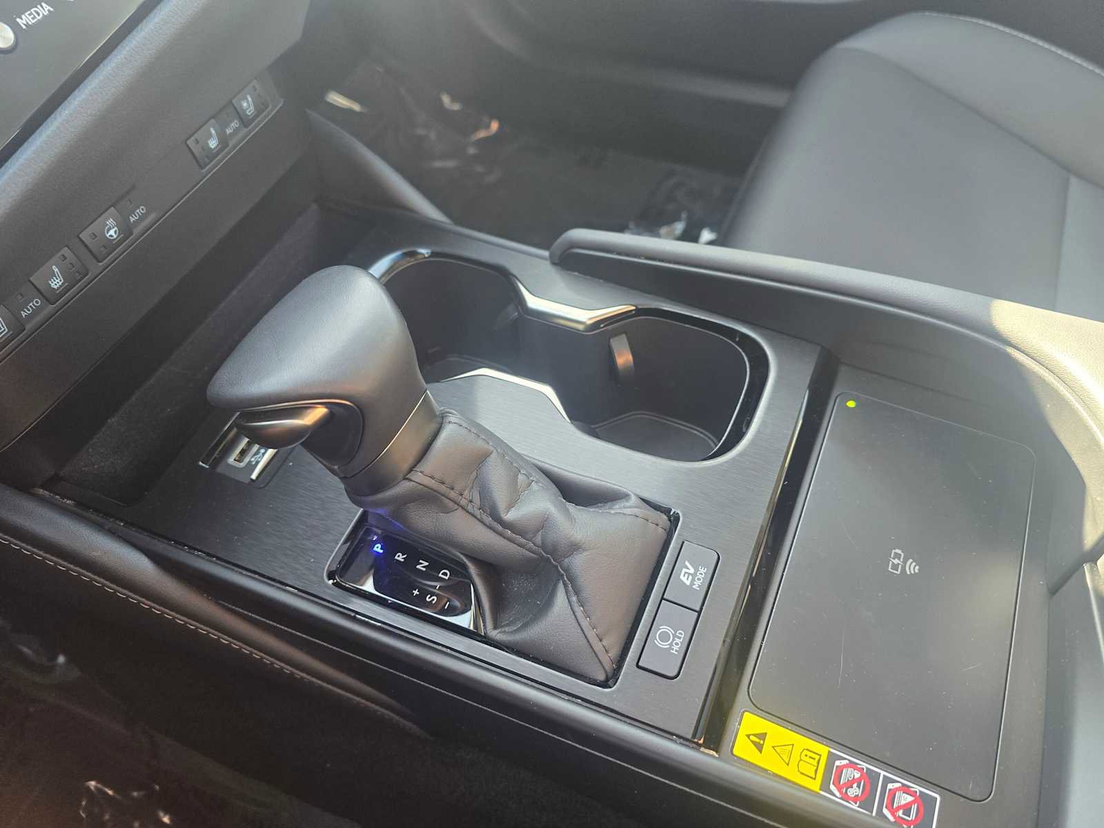 Certified 2025 Lexus ES 300h ES 300h w/ Premium Package image 31