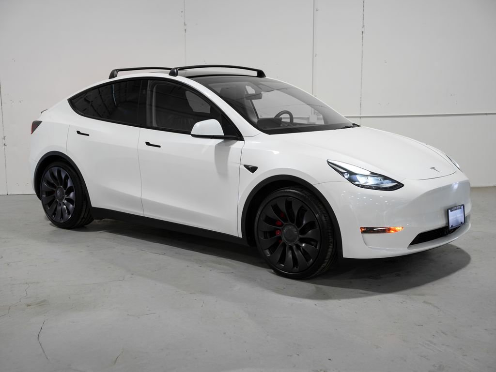 Used 2024 Tesla Model Y Performance AWD/4WD image 8