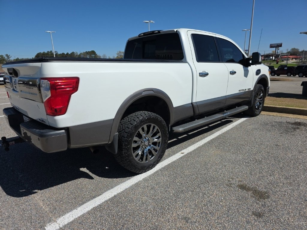 Used 2018 Nissan Titan Platinum Reserve w/ Platinum Utility Package image 10