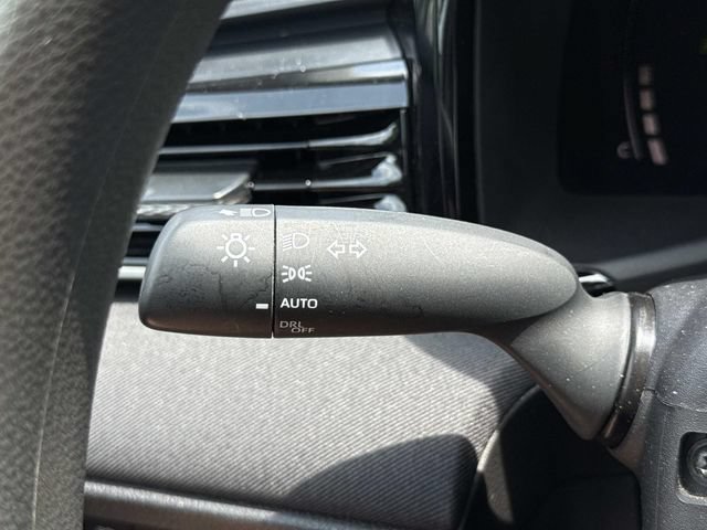 Used 2025 Toyota Camry LE AWD/4WD image 26