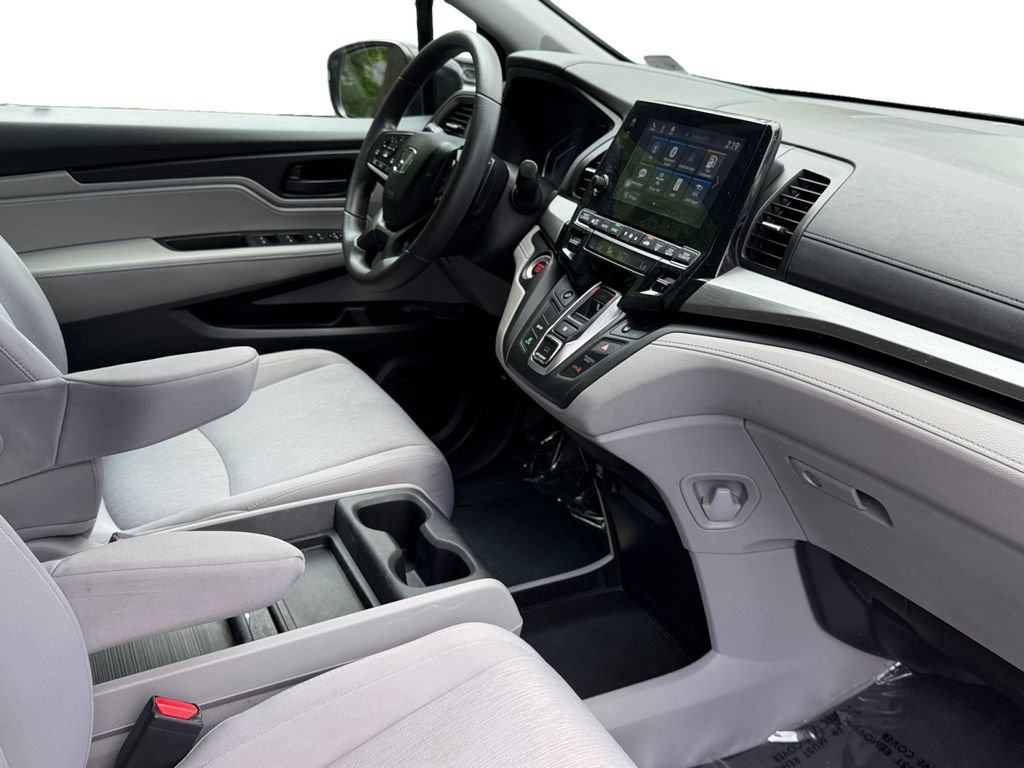Used 2018 Honda Odyssey EX image 8
