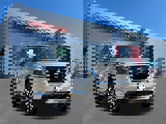 New 2025 Nissan Pathfinder Platinum