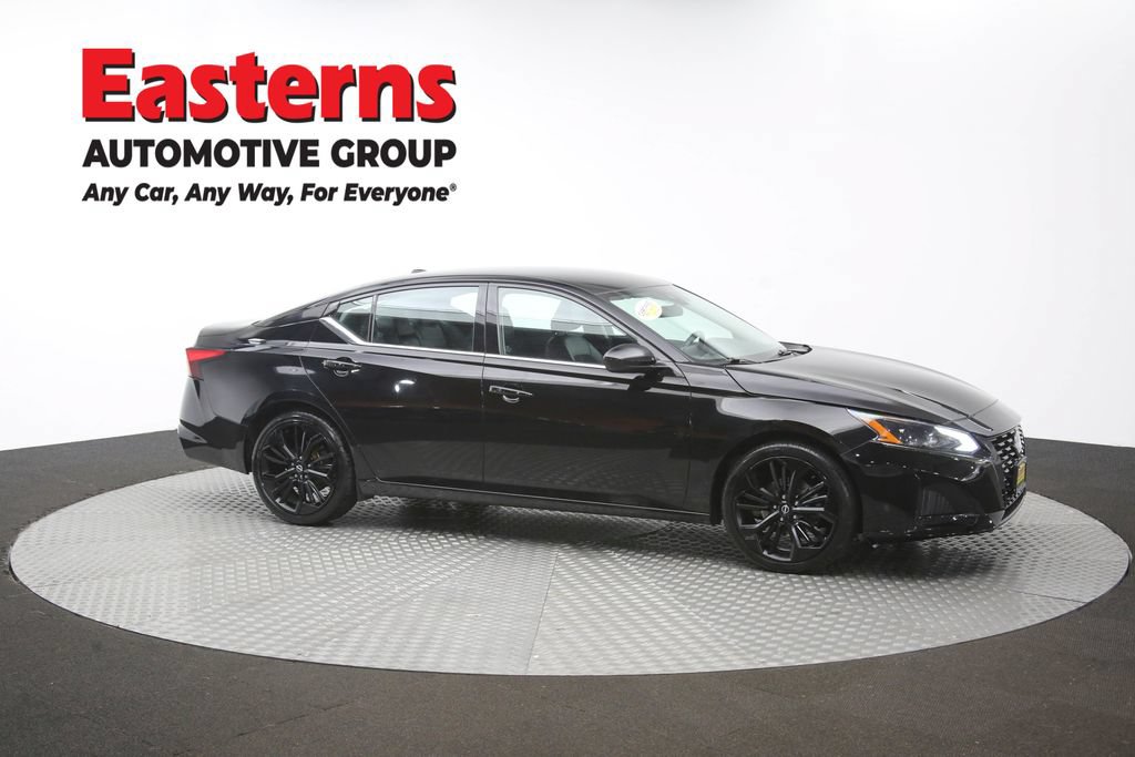 Used 2024 Nissan Altima 2.5 SR FWD image 48