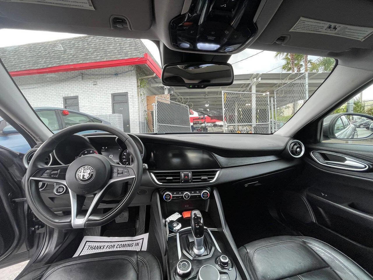 Used 2017 Alfa Romeo Giulia AWD image 11