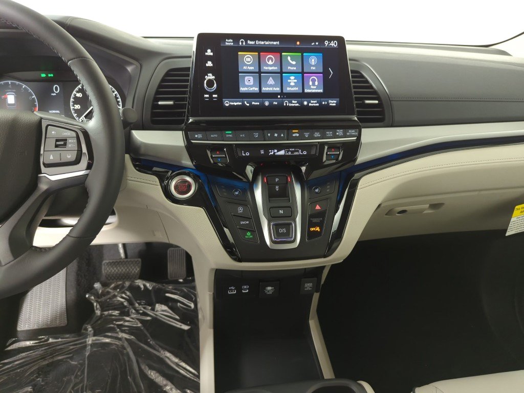 New 2026 Honda Odyssey Touring image 19
