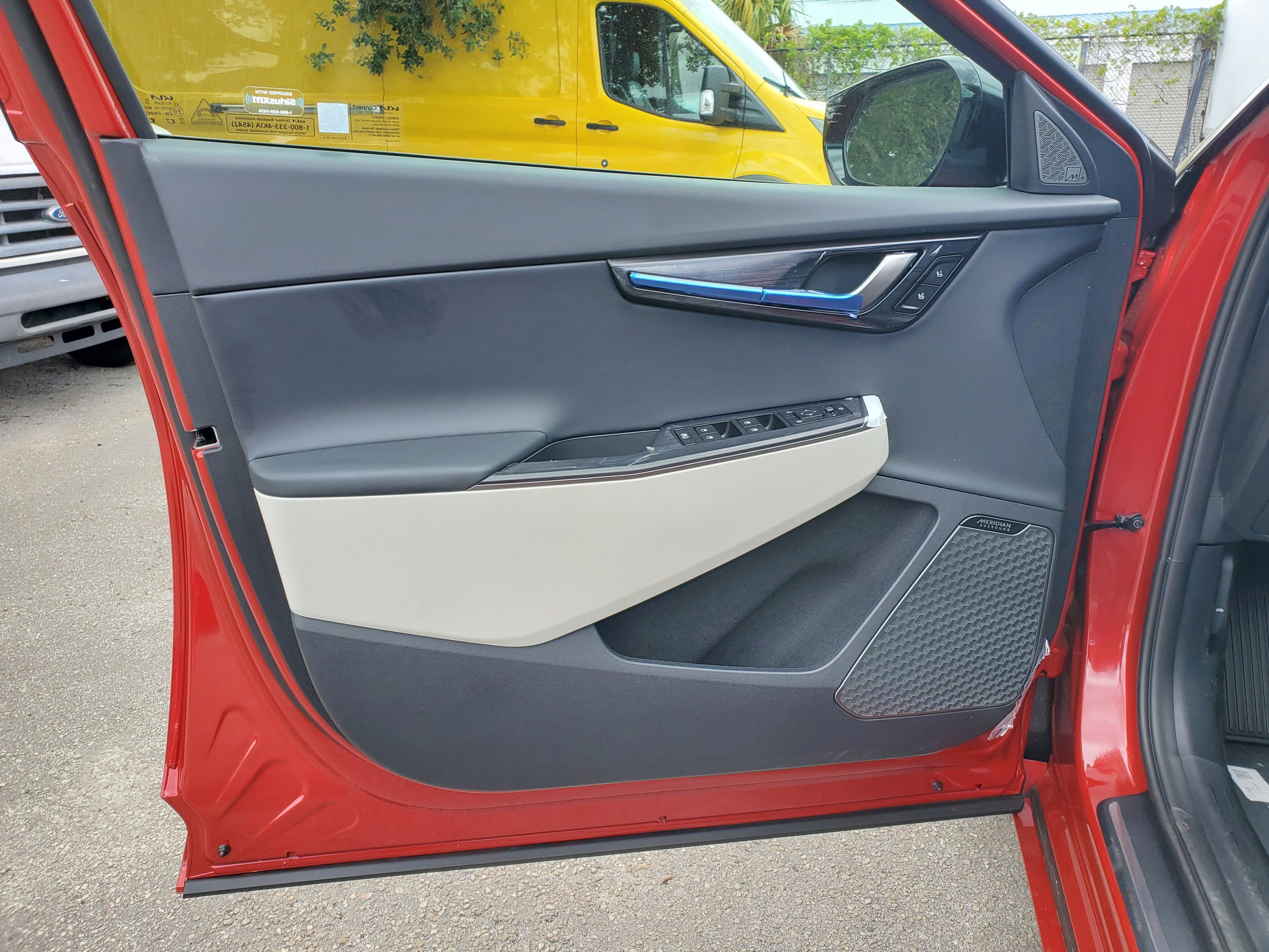 New 2025 Kia EV6 Wind image 14