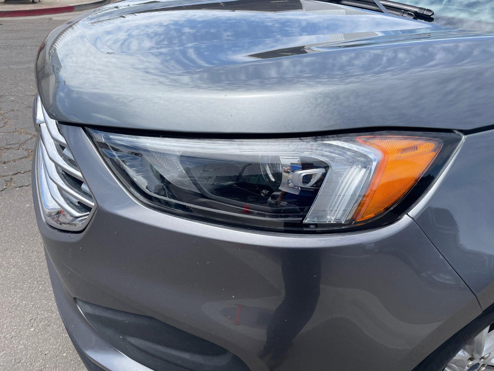 Used 2022 Ford Edge SEL AWD/4WD image 9