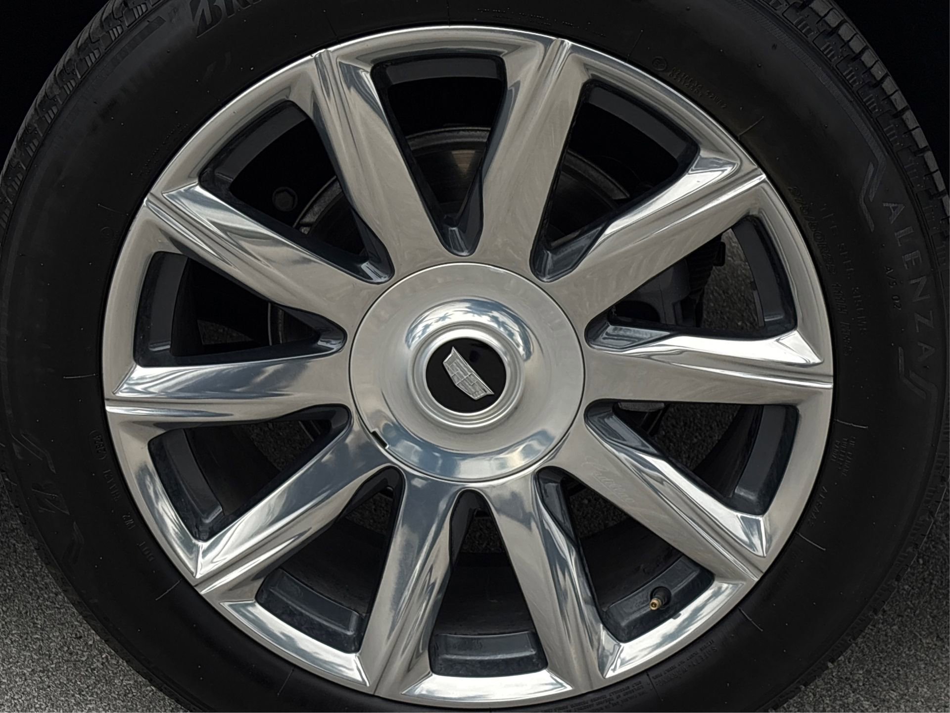 Certified 2024 Cadillac Escalade ESV Premium Luxury Platinum image 13