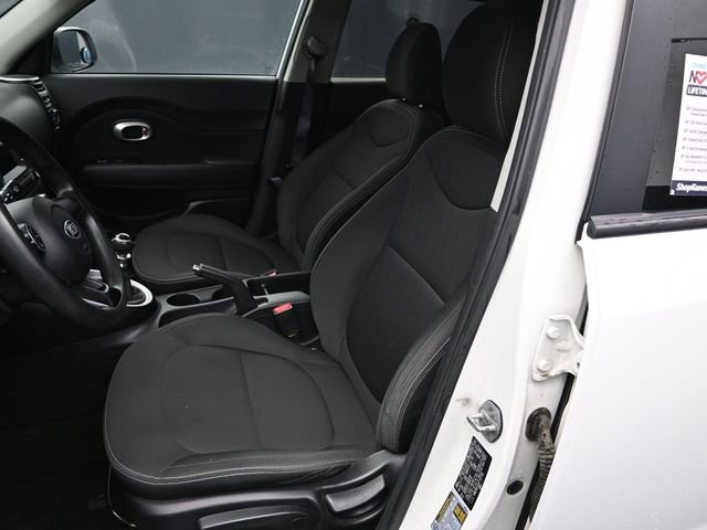 Used 2015 Kia Soul image 11