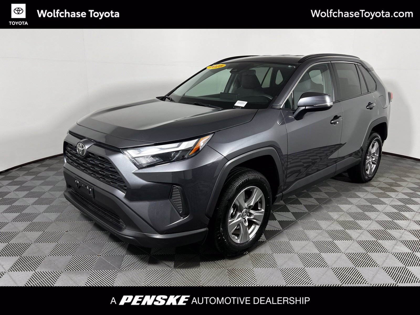 Certified 2025 Toyota RAV4 XLE FWD image 1