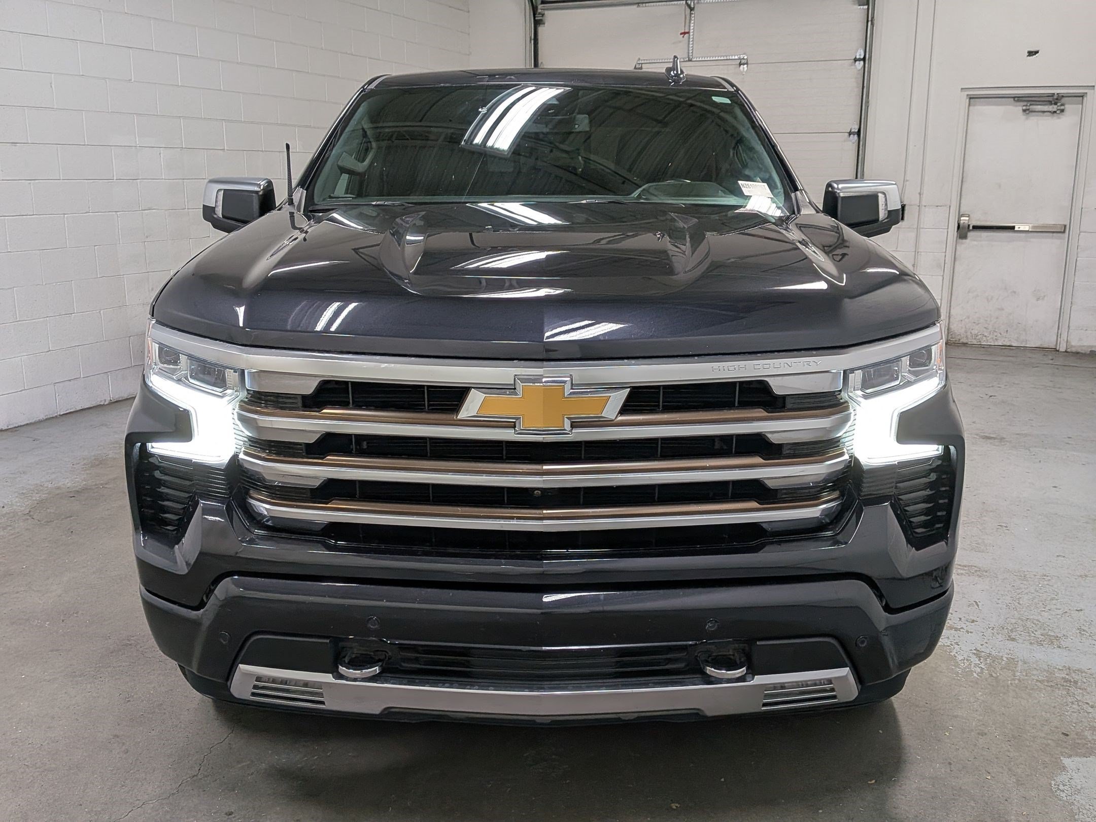 Used 2022 Chevrolet Silverado 1500 High Country RWD image 12