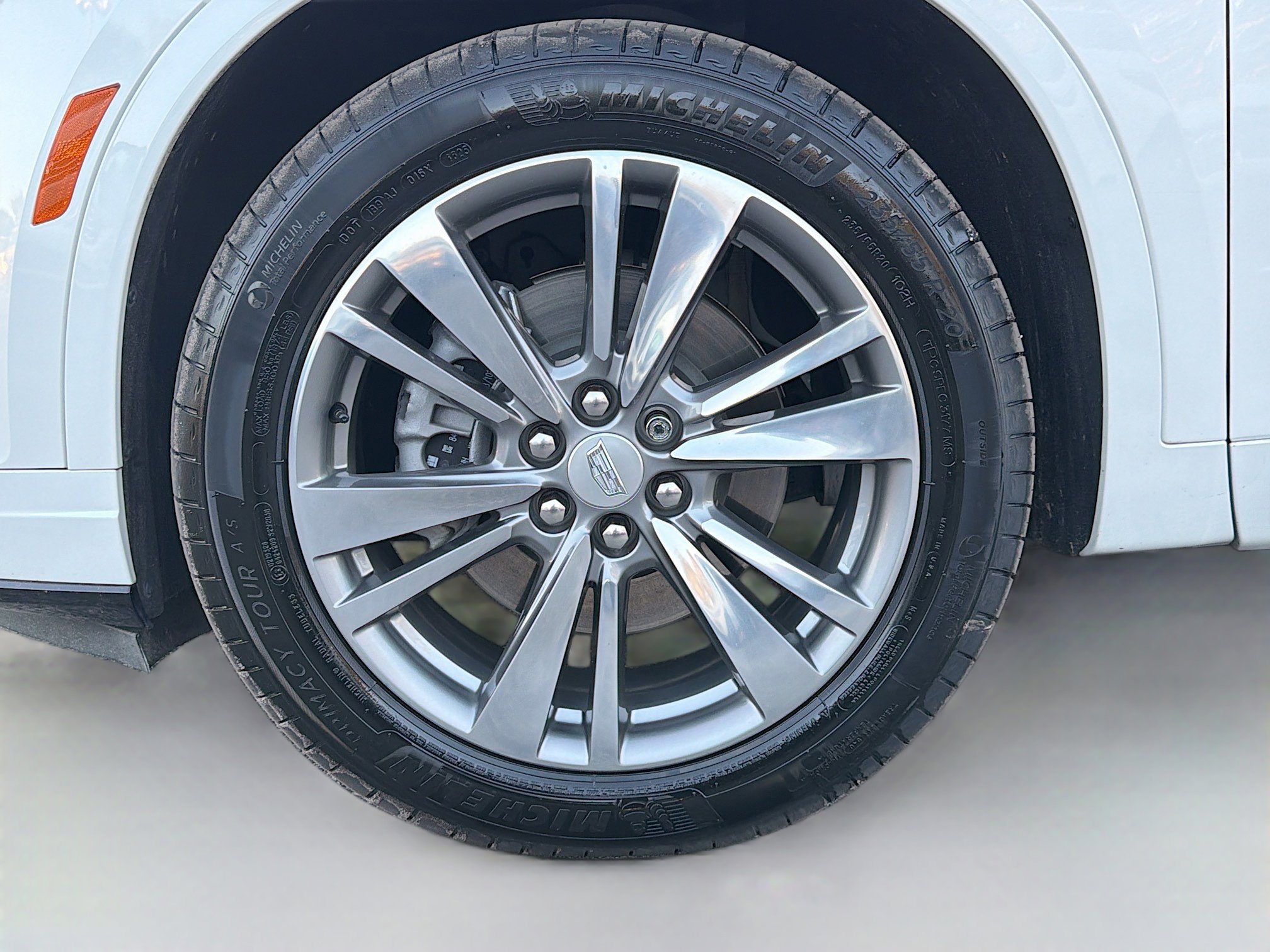 Used 2021 Cadillac XT6 Premium Luxury image 43