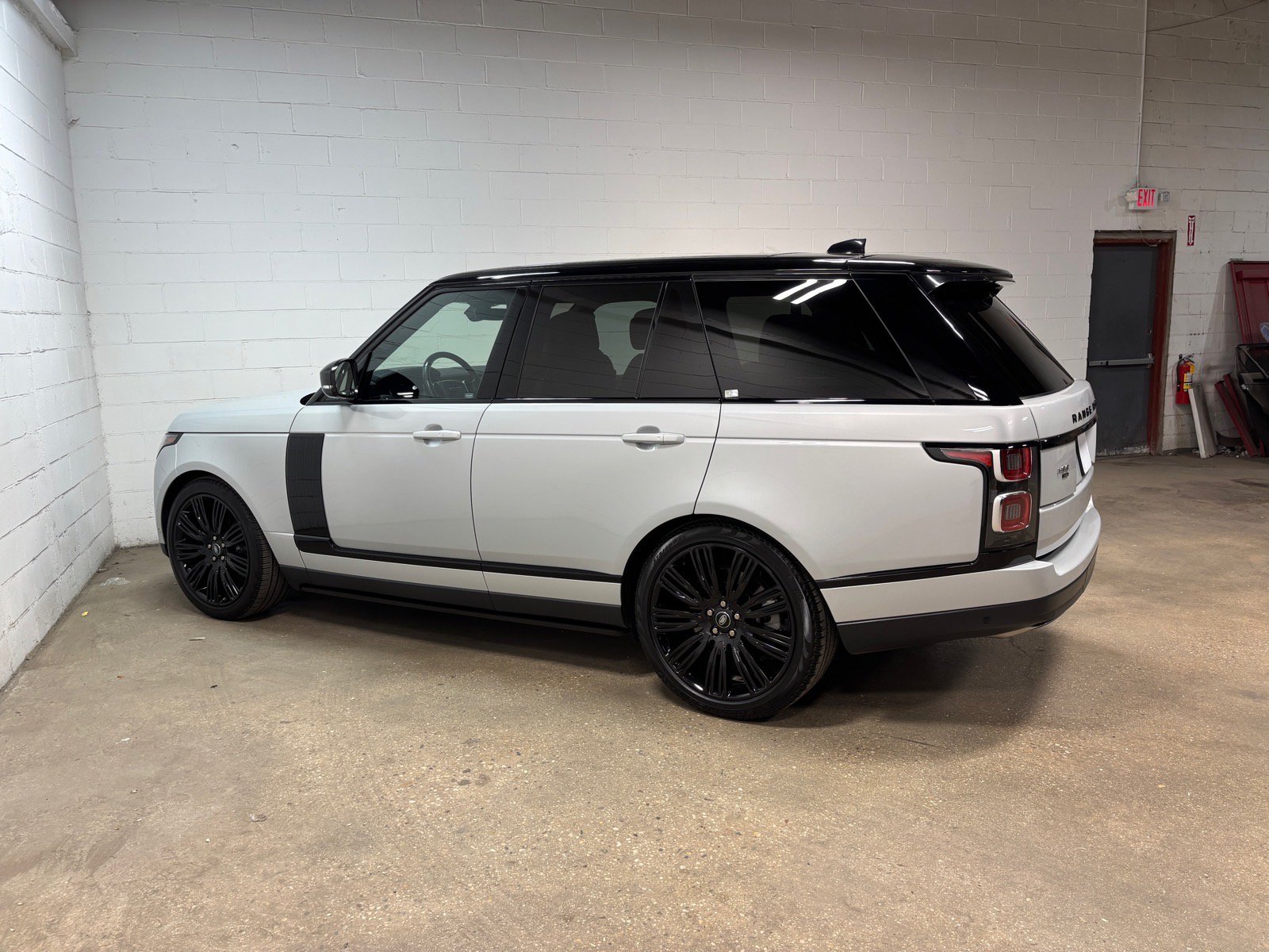 Used 2022 Land Rover Range Rover Westminster Edition AWD/4WD image 10