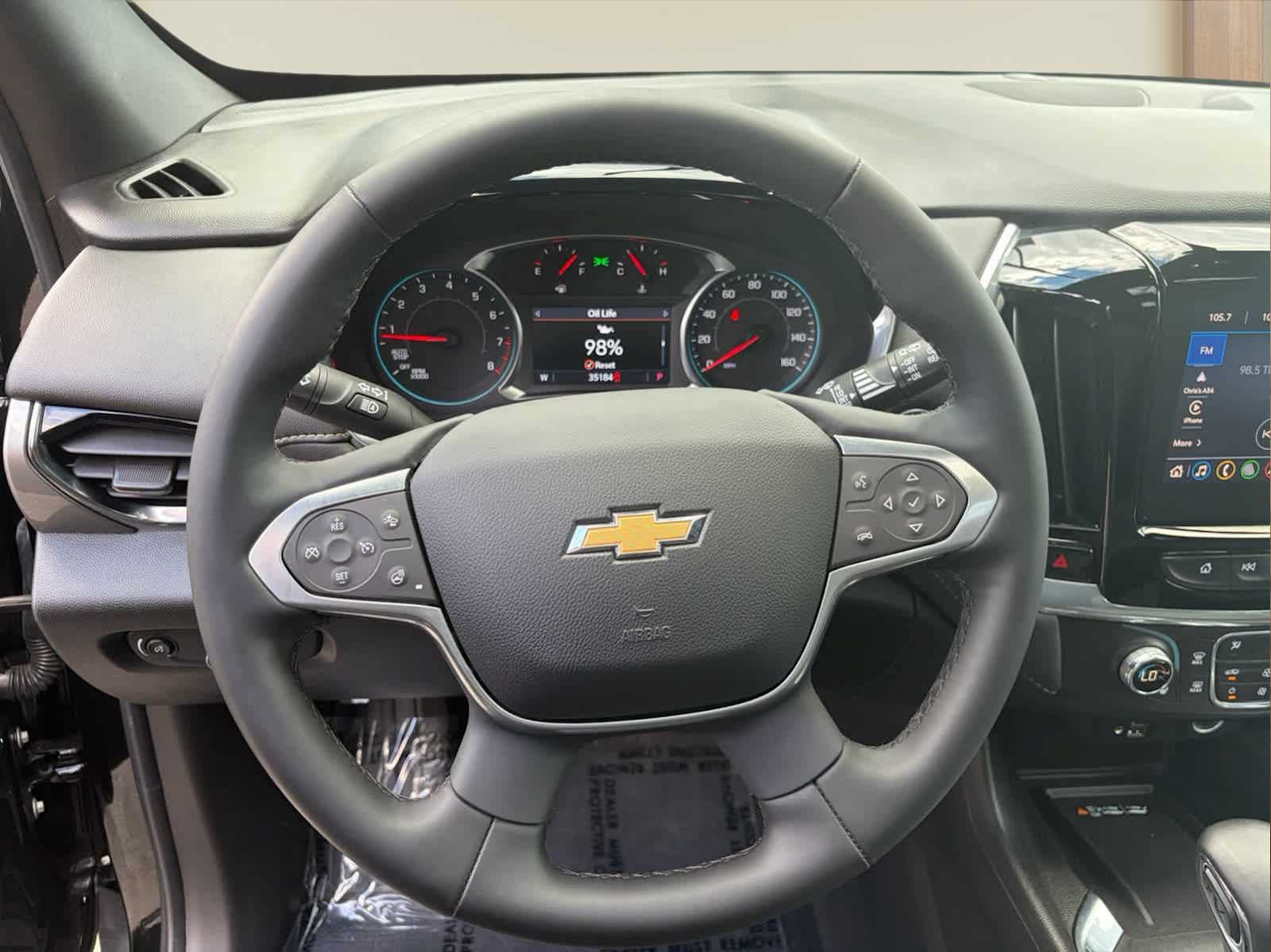 Used 2023 Chevrolet Traverse LT w/ LT Premium Package AWD/4WD image 12