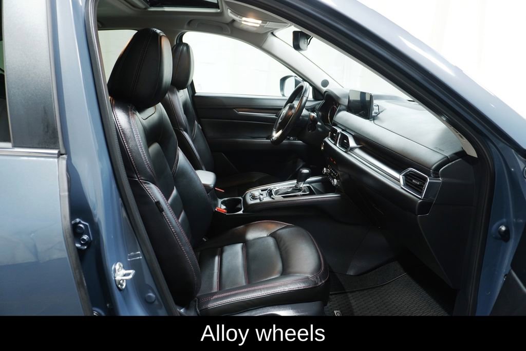 Used 2025 MAZDA CX-5 Carbon Edition image 14