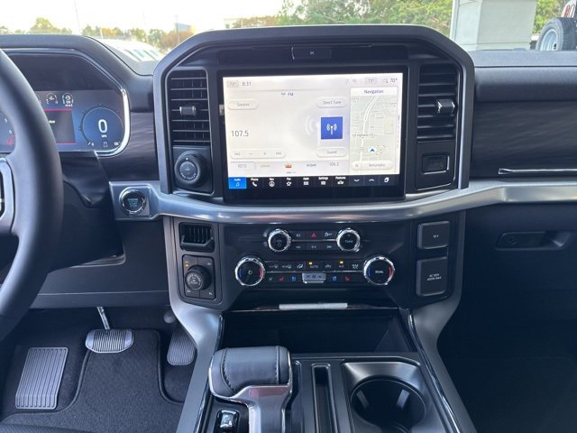 New 2025 Ford F150 Lariat w/ Equipment Group 501A Mid image 19