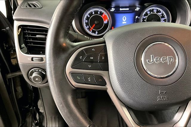 Used 2019 Jeep Cherokee Overland w/ Technology Group AWD/4WD image 10