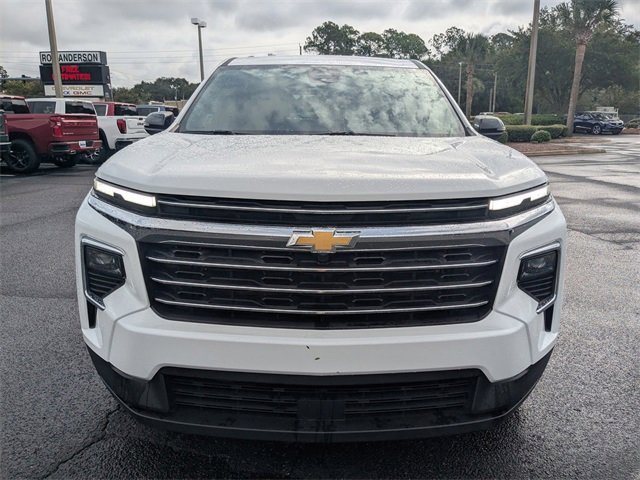 Used 2025 Chevrolet Traverse LT image 8