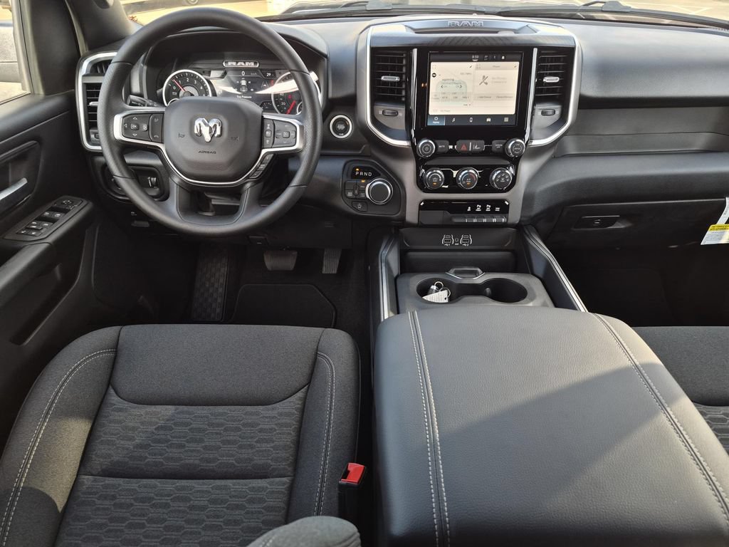 New 2026 RAM 1500 Express AWD/4WD image 19