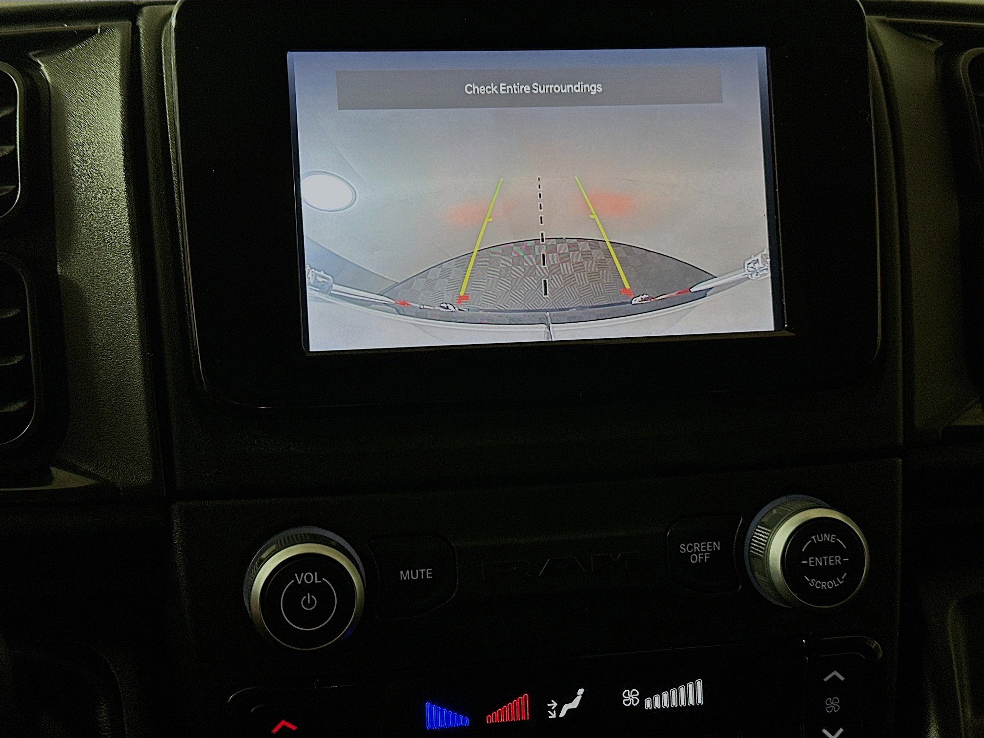 Used 2023 RAM ProMaster 2500 FWD image 24