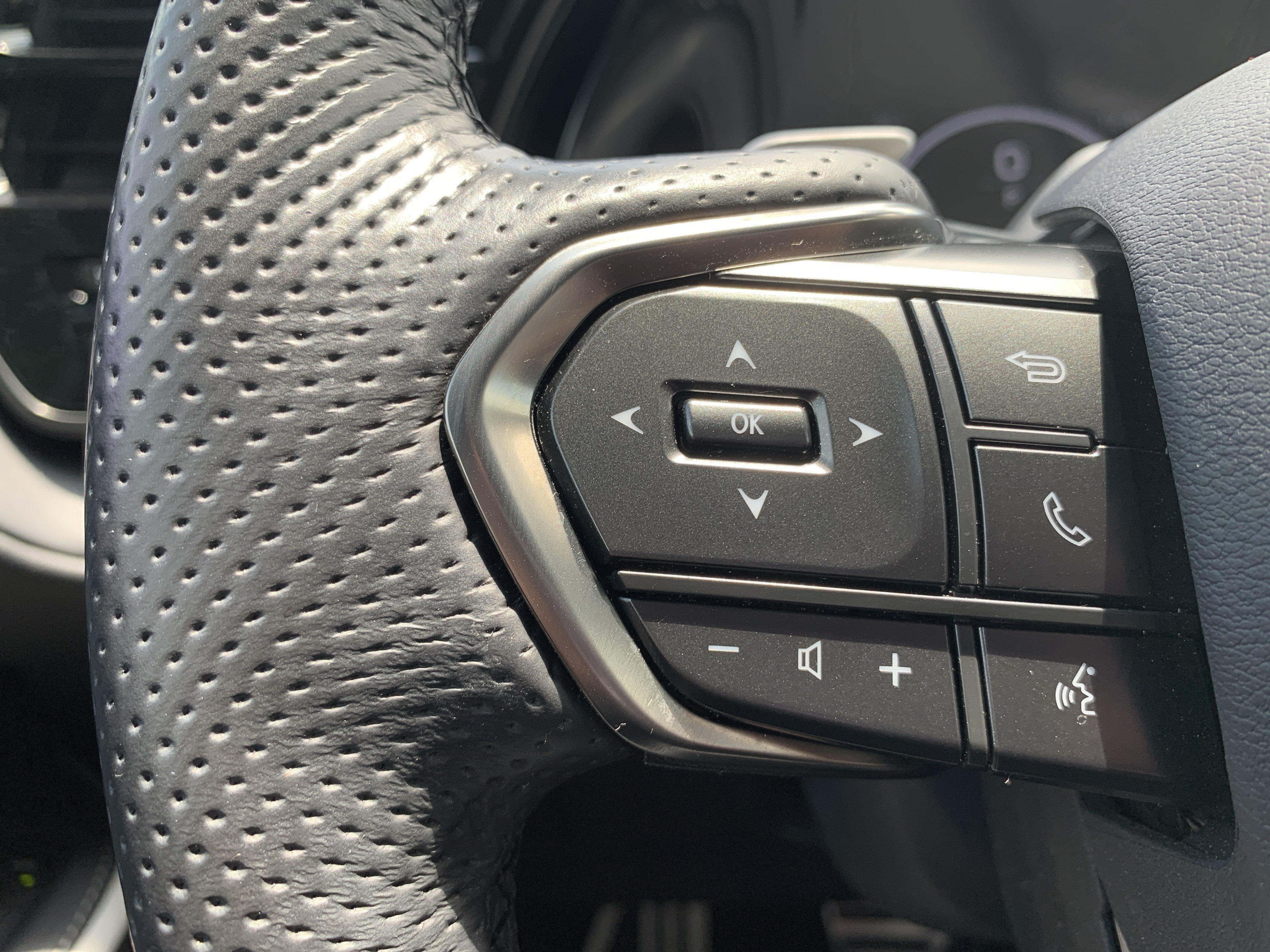 Certified 2024 Lexus TX 500h AWD w/ Technology Package image 19