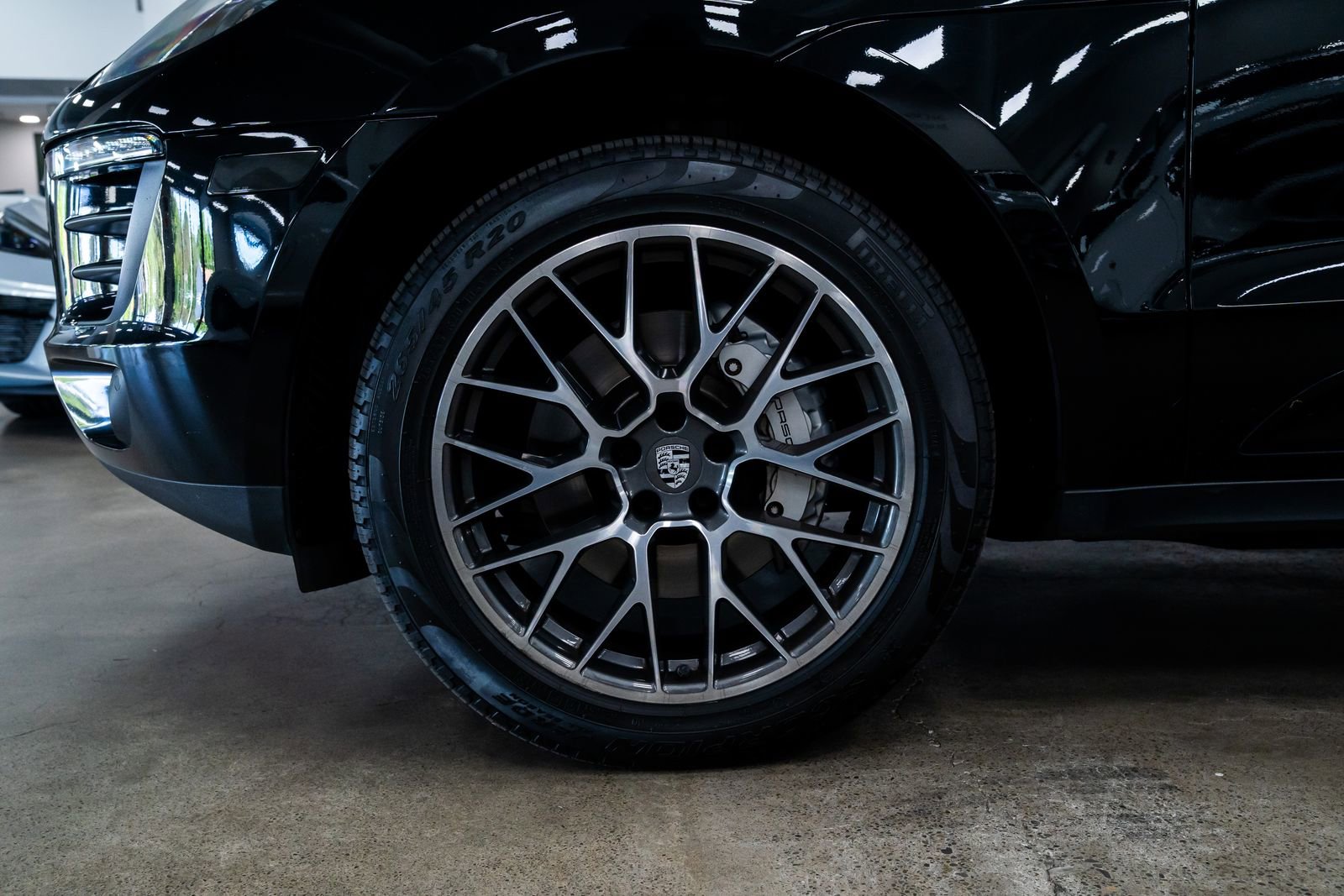Used 2017 Porsche Macan S AWD/4WD image 4