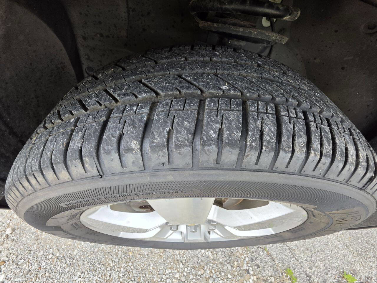 Used 2014 Chevrolet Traverse LTZ FWD image 6