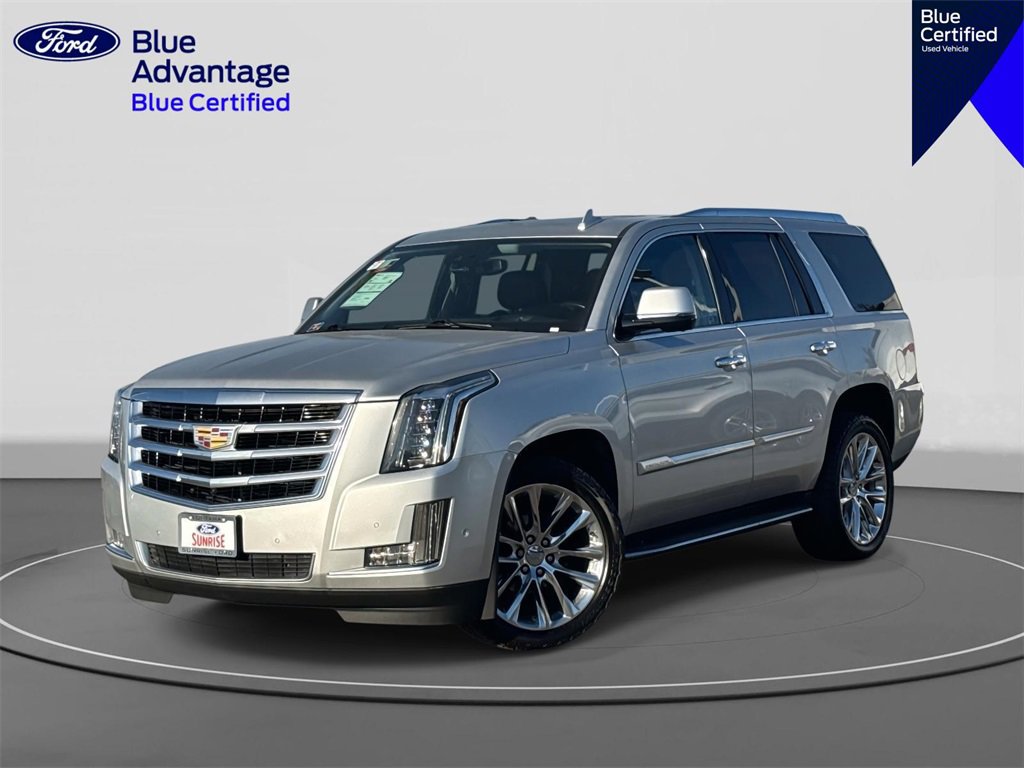 Used 2020 Cadillac Escalade Luxury image 1