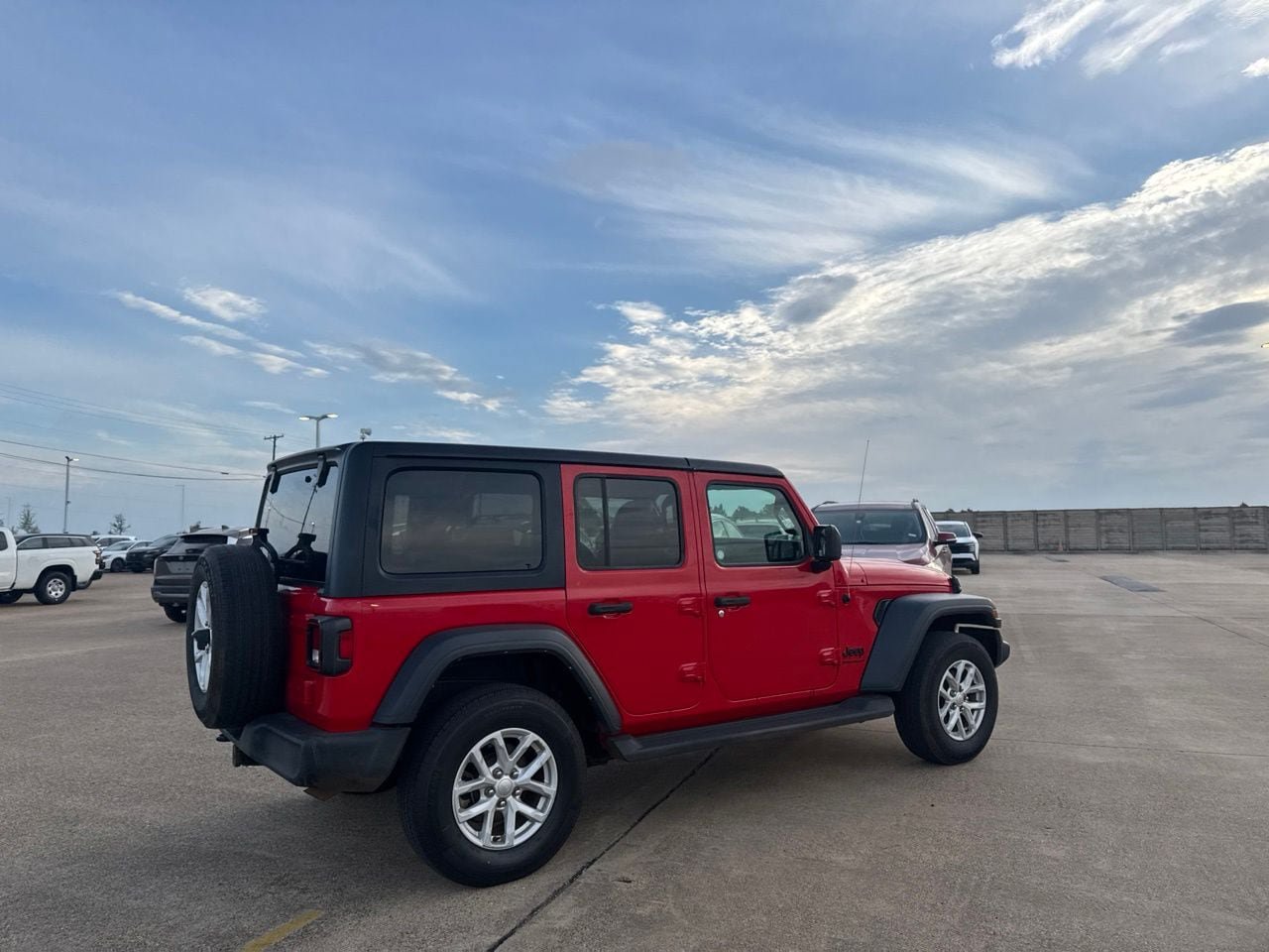 Used 2023 Jeep Wrangler Unlimited Sport AWD/4WD image 20