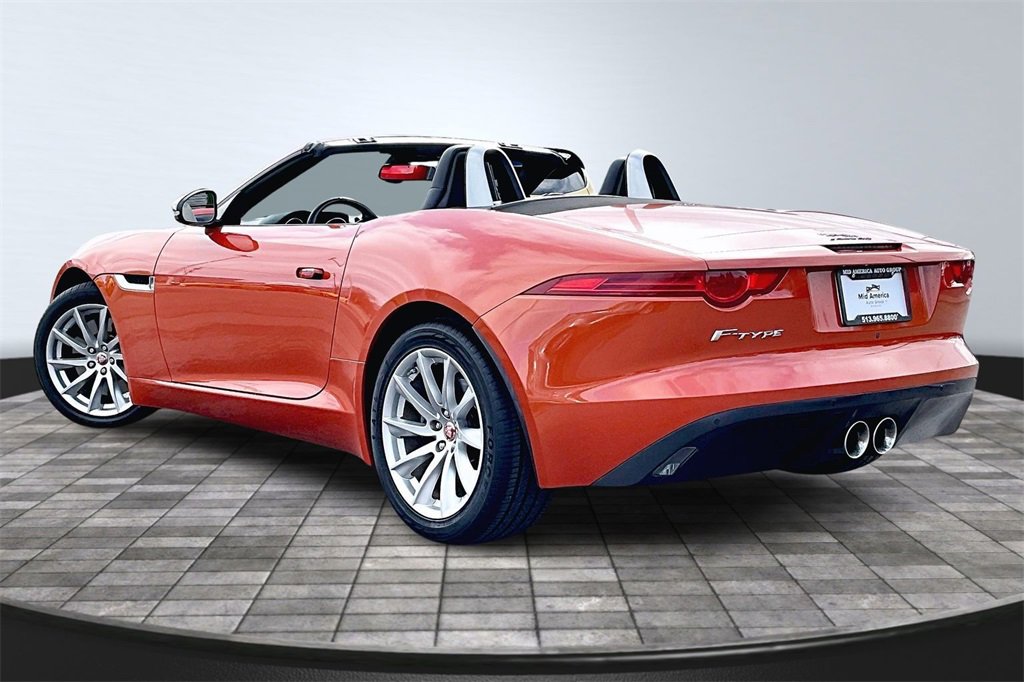 Used 2015 Jaguar F-TYPE Convertible image 13