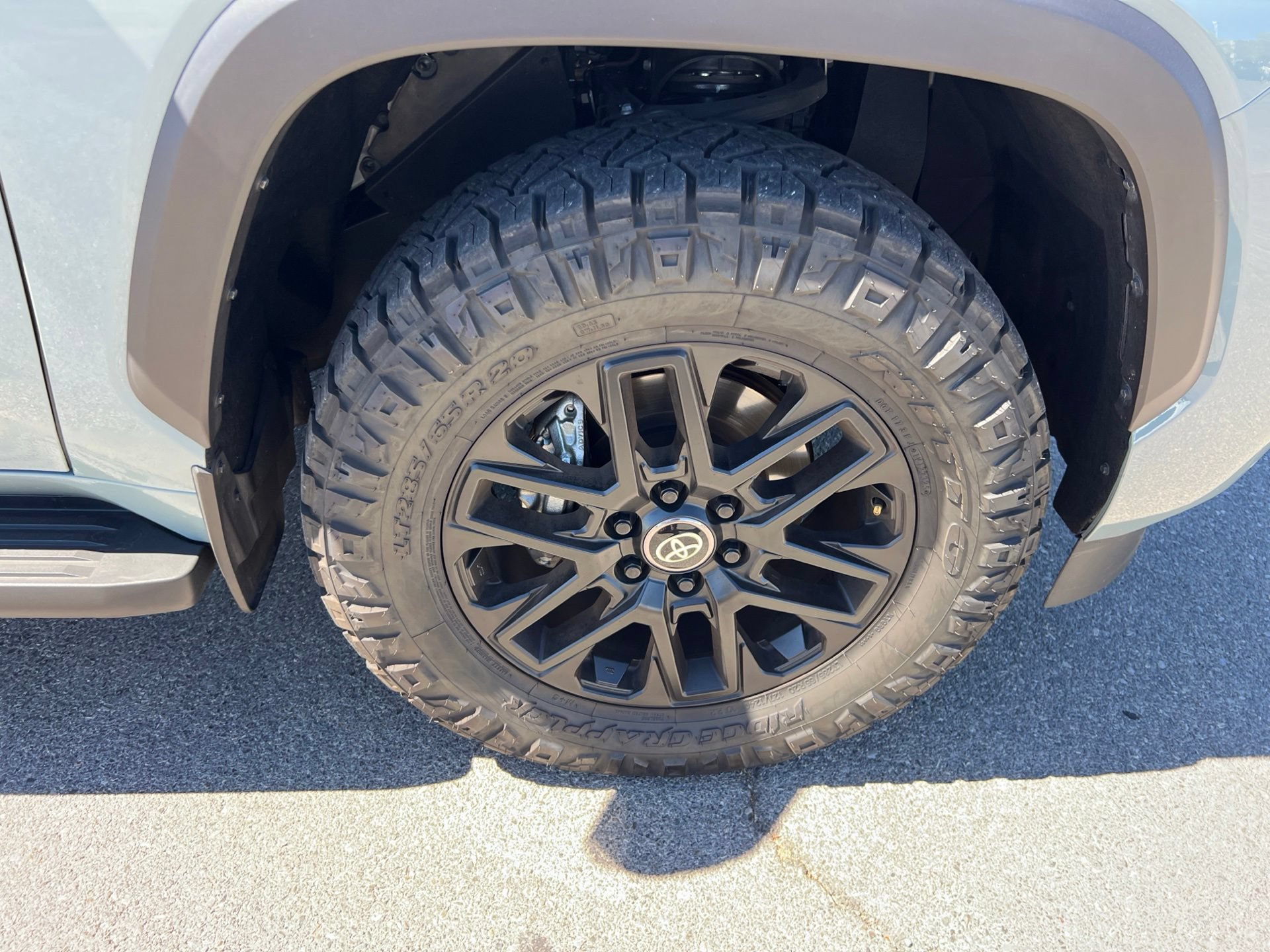 Used 2025 Toyota Sequoia Limited AWD/4WD image 13
