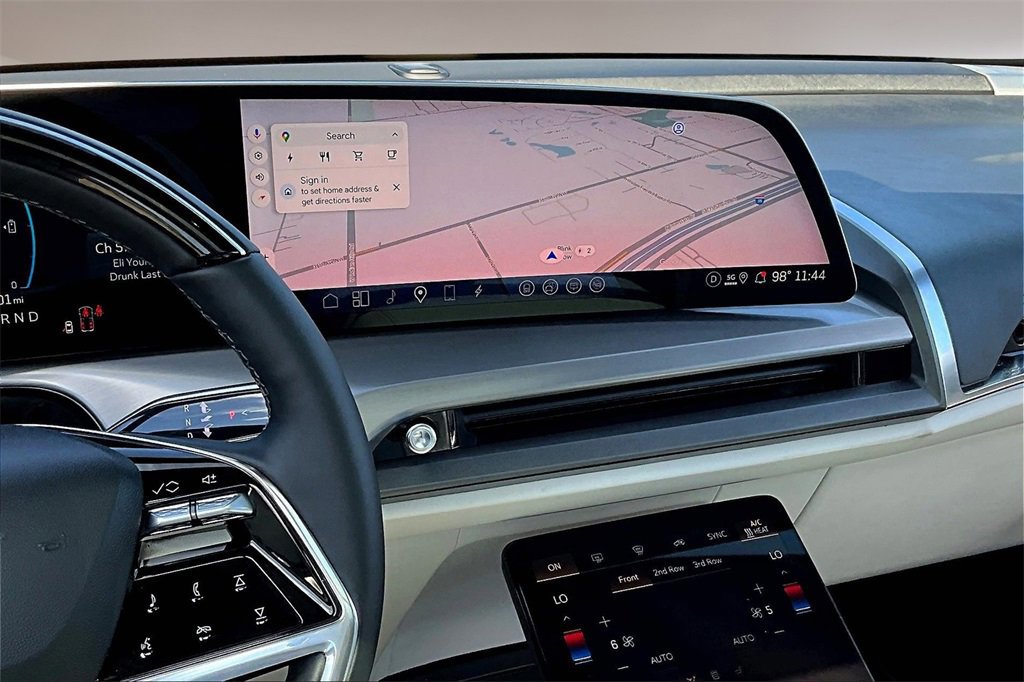 New 2026 Cadillac Vistiq Luxury image 7