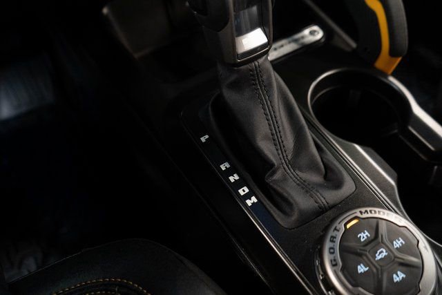 Used 2023 Ford Bronco Badlands image 31