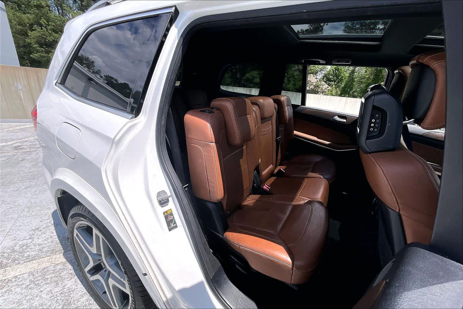 Used 2019 Mercedes-Benz GLS 550 4MATIC image 19