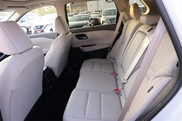 Certified 2024 Nissan Rogue SL w/ SL Premium Package image 11