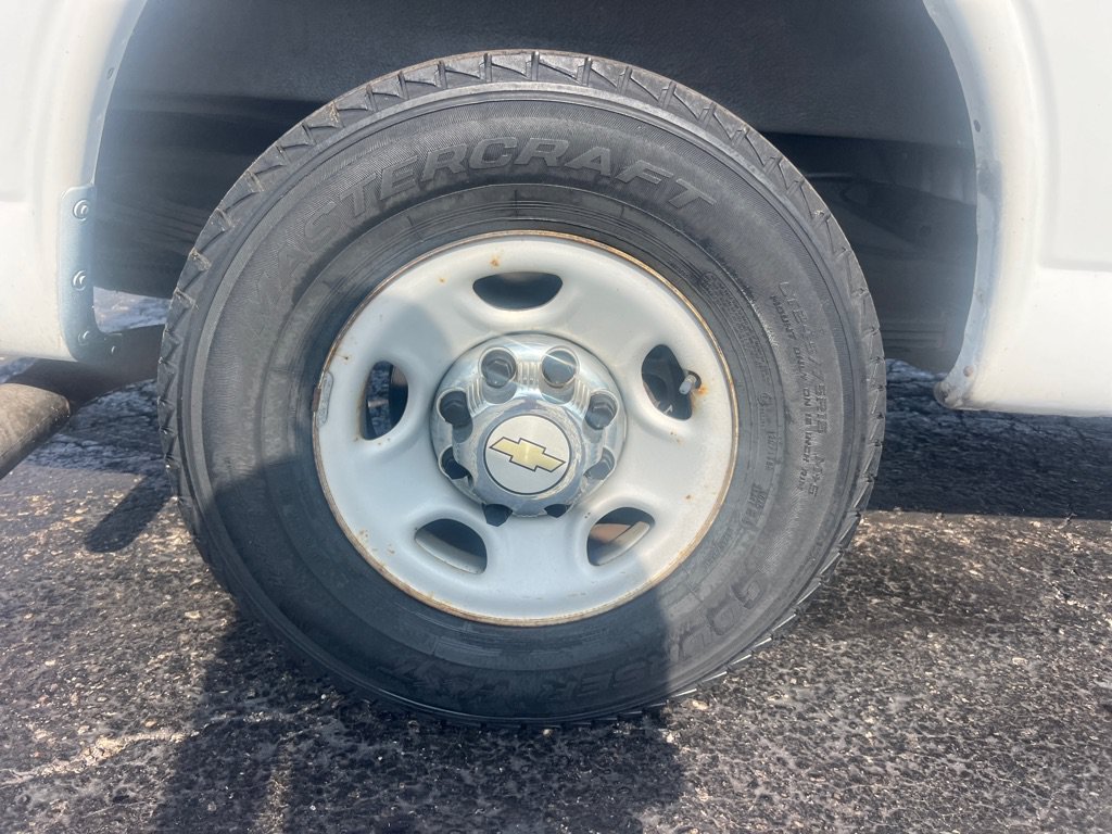 Used 2012 Chevrolet Express 3500 LT w/ LT Preferred Equipment Group RWD image 29